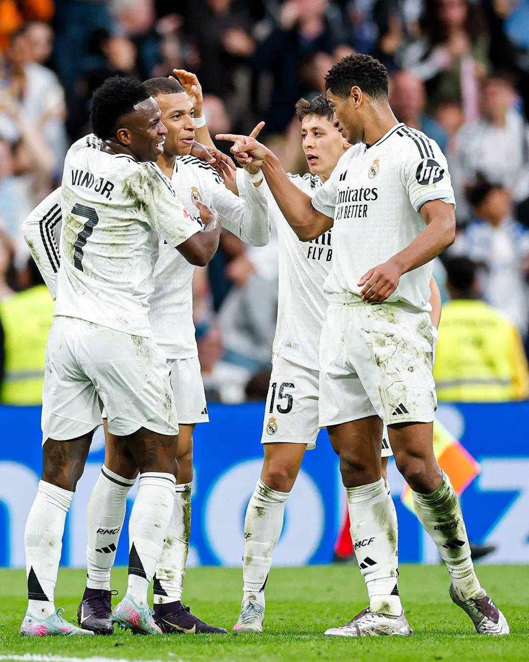 爱游戏体育-姆巴佩重返赛场，持续失利首场状态出色，塞尔维亚队观众沸腾！